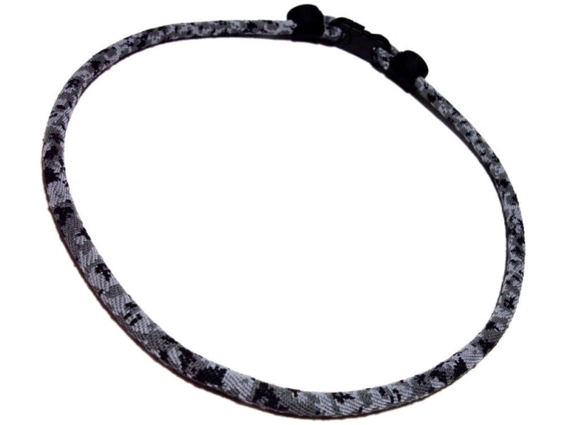 Single Titanium Necklace (Camo) - Click Image to Close